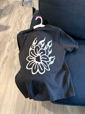 Kids Black Short-Sleeve Tee with White Flame Flower Graphic